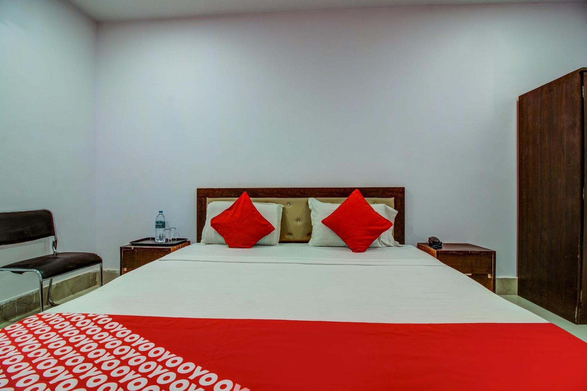 Oyo Flagship Spc & Span Hotel Jamshedpur Bagian luar foto